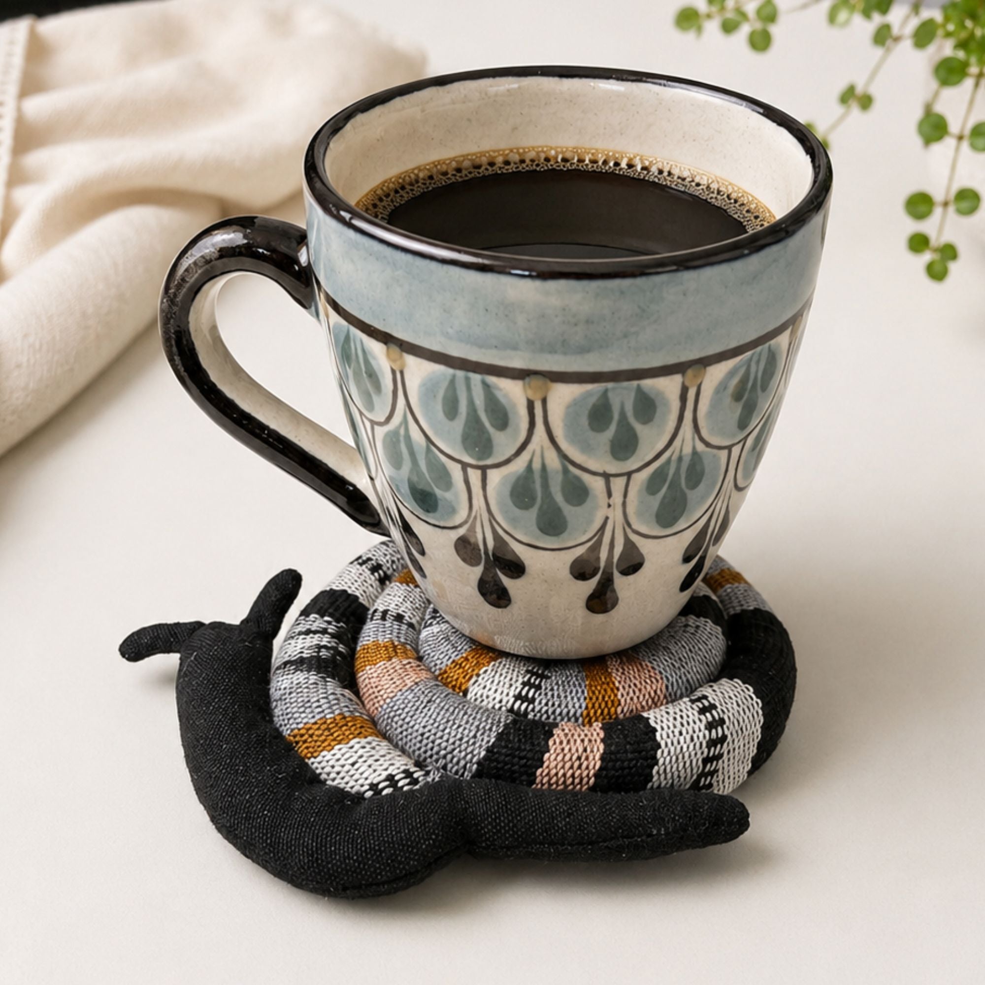 Snail Spiral Mug Warmer