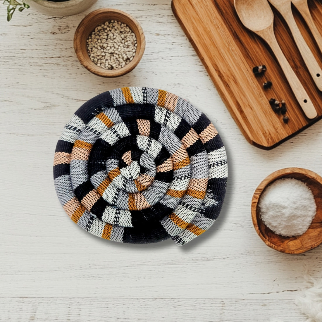 Medium Spiral Spiced Trivet