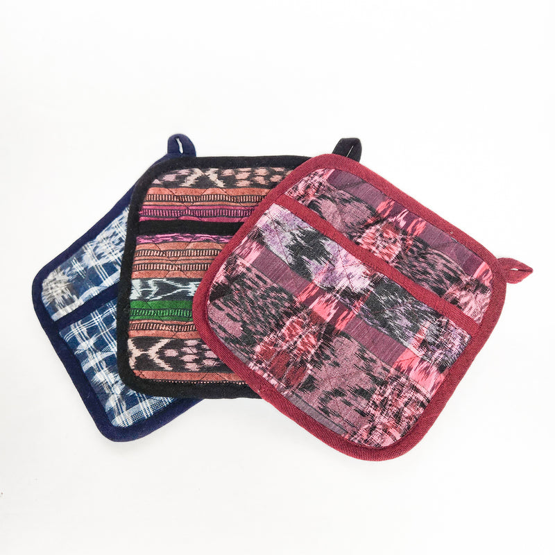 Sol Potholder in Mint - Ethical Kitchen Textiles